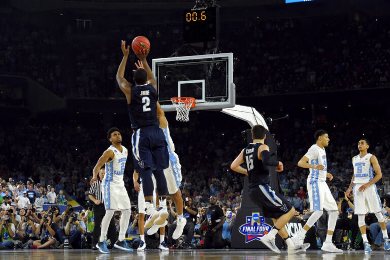 late clock play
